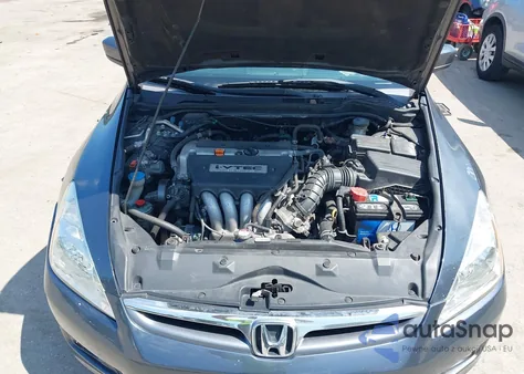 2006 Honda Accord 2.4 Lx z USA, uszkodzony, nr VIN 1HGCM56496A009020